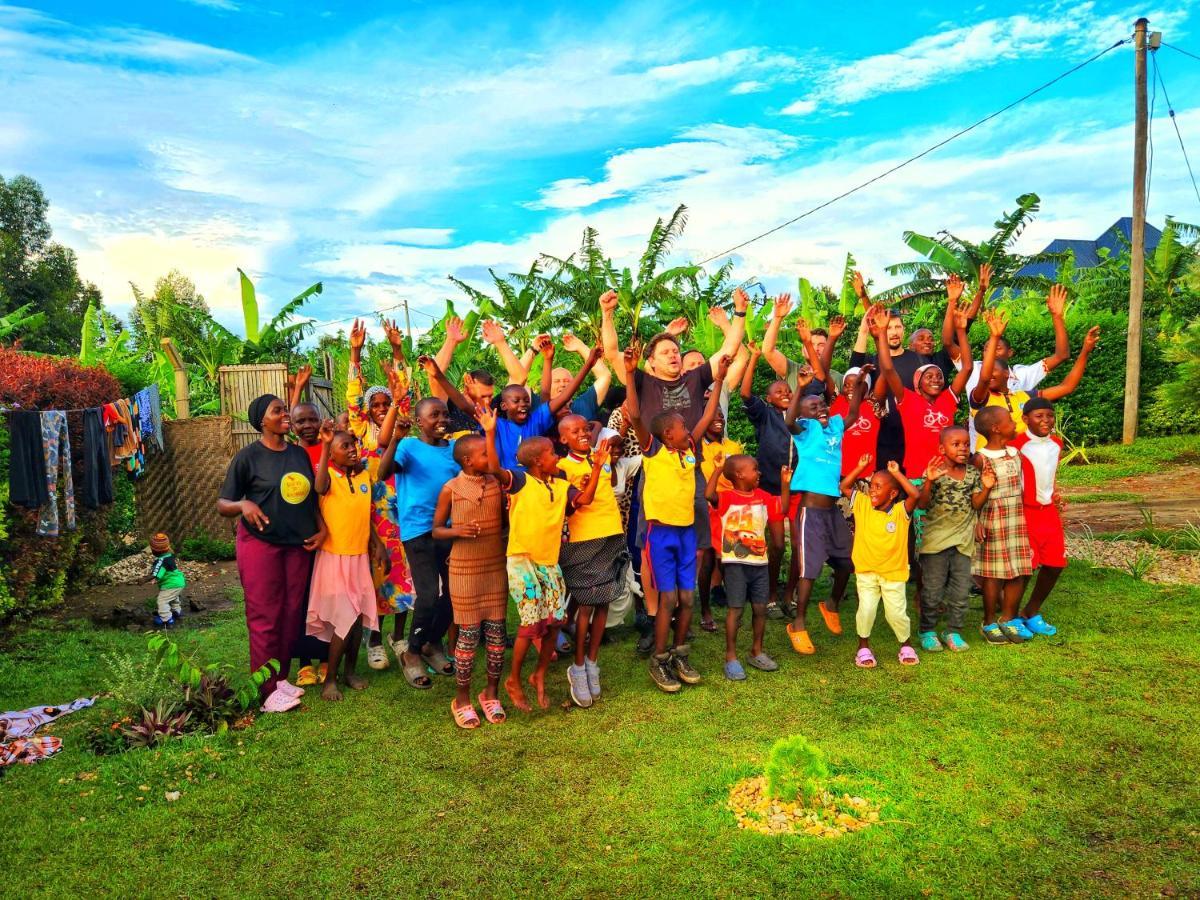 Lights Of Kazinga Orphanage And Homestay Rubirizi Exterior foto